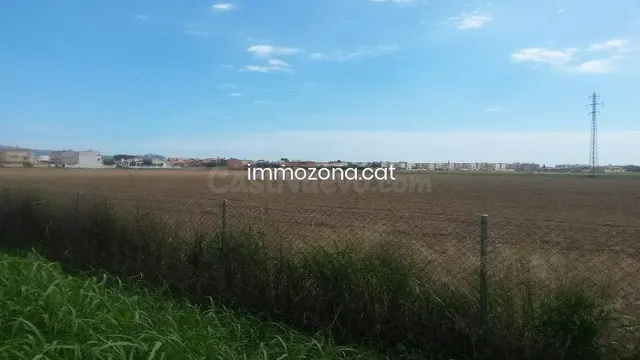 TERRENO RÚSTICO, EMPURIABRAVA - foto 3