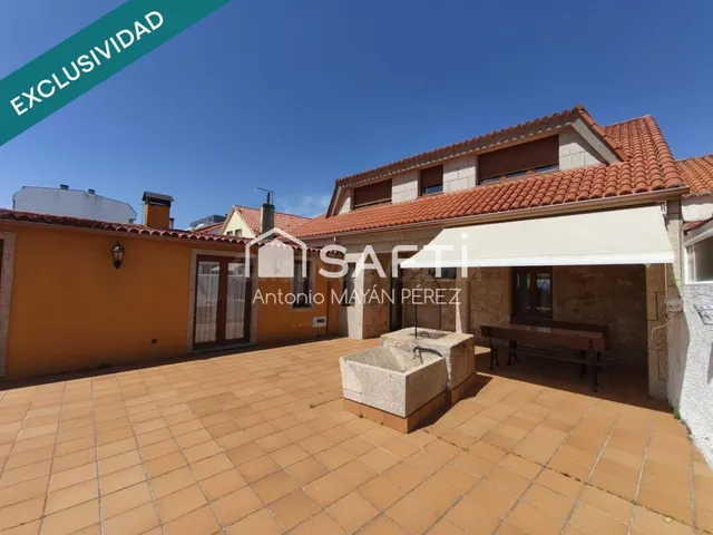 CASA EN VENTA EN PRIMERA LINEA DE PLAYA EN RIBEIRA - foto 4