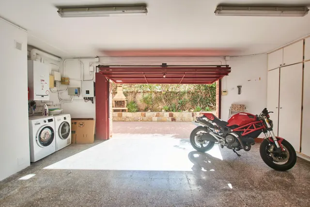 EN VENTA CASA EN VILANOVA I LA GELTRÚ (ZONA L´ARAGAI) — 42