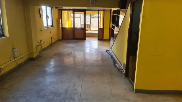 Se vende local de dos plantas en Oviedo — 8