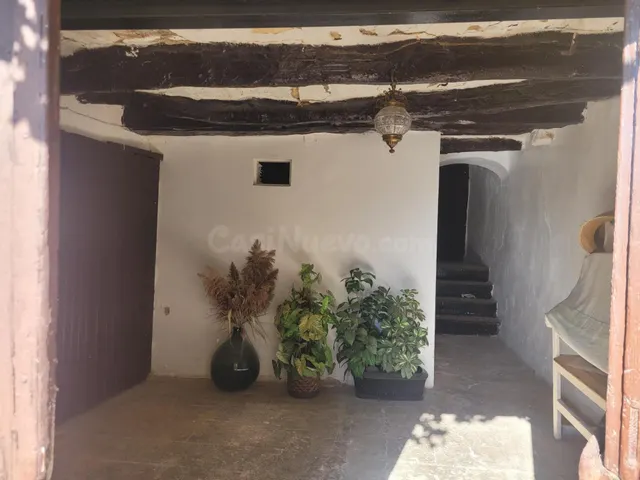 CASA CON CORRAL y TERRENO EN SAN MARTÍN DE UNX - foto 4