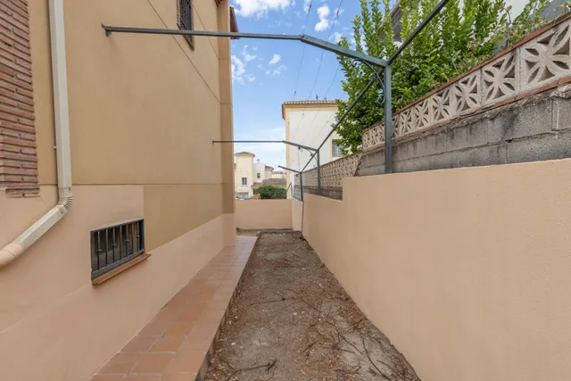 Alquiler de casa pareada en la mejor zona de Gojar — 43