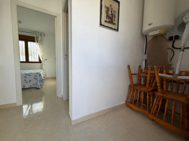 Casa adosada en esquina con 2 hab 2 baños entradas independientes amplio jardin en Orihuela Costa — 21