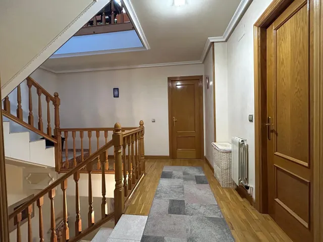 Impresionante Pareado en Villimar, Burgos - €419.999,97 — 14