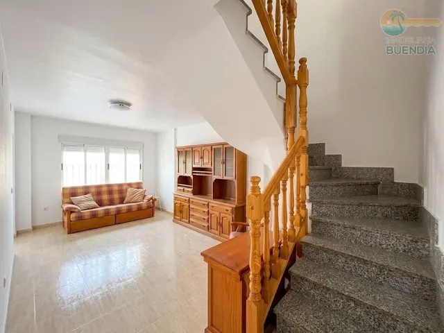 Triplex en bahia con amplias terrazas y plaza de parking — 9