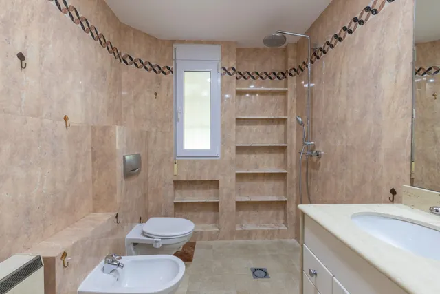 ESPECTACULAR CASA CON PISCINA EN LAS GABIAS — 24