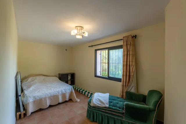 Chalet 8 habitaciones 627m² en venta - El Madroñal — 39