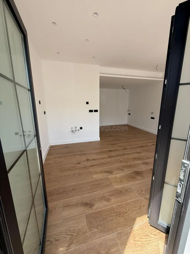 Estudio a estrenar completamente reformado en planta baja en - foto 4