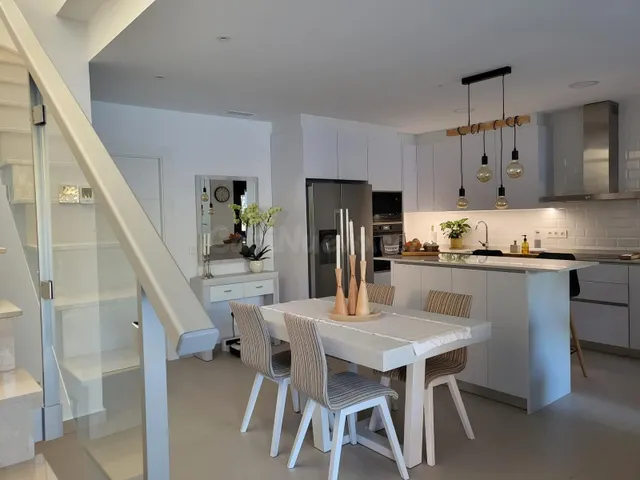 Vivienda con piscina privada y amplio jardín en Almoradí — 9