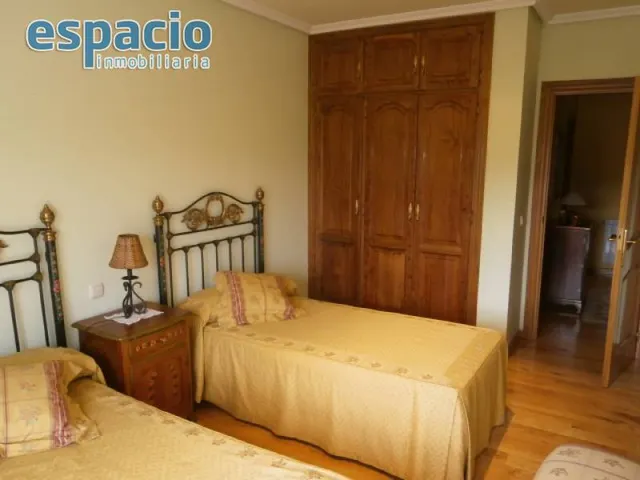 VENTA CHALET EN CARRACEDELO — 9