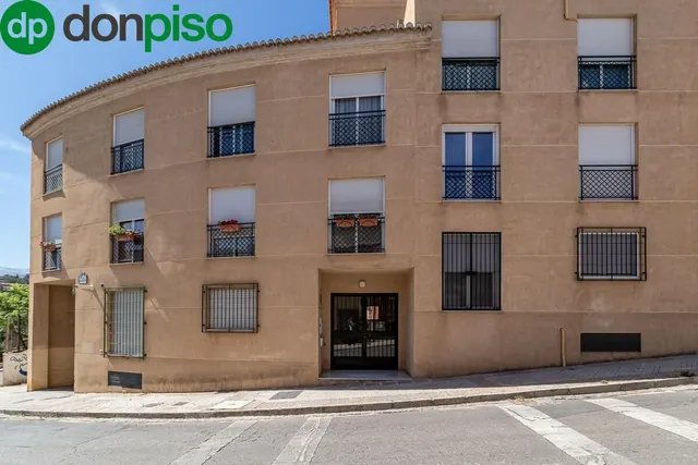 ¡¡Fantástico piso de 7 habitaciones en Bola de Oro!! — 26