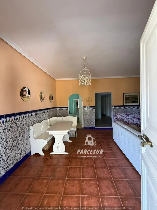 Chalet Independiente con piscina, en la zona de Alcolea. — 11