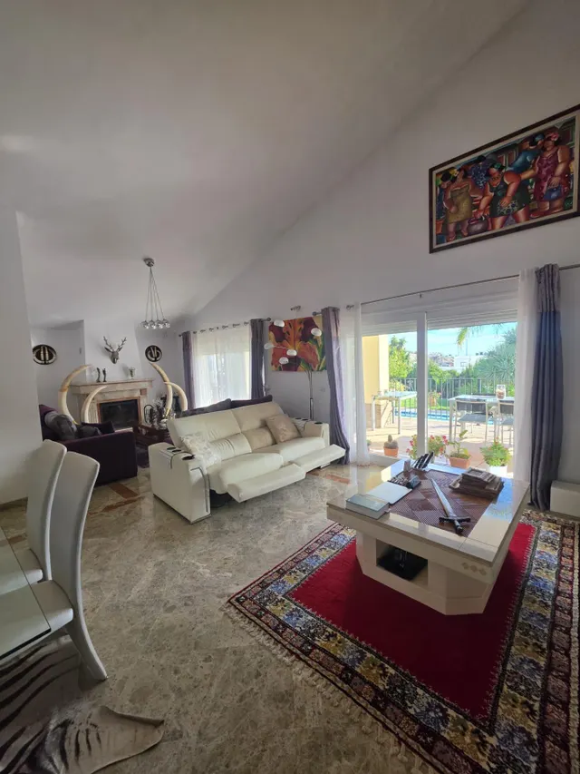 se vende chalet en casares golf — 10