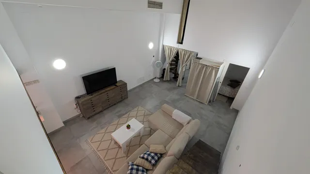 Loft en venta en Calle de la Creu Roja, 1 con 3 dormitorios. — 14
