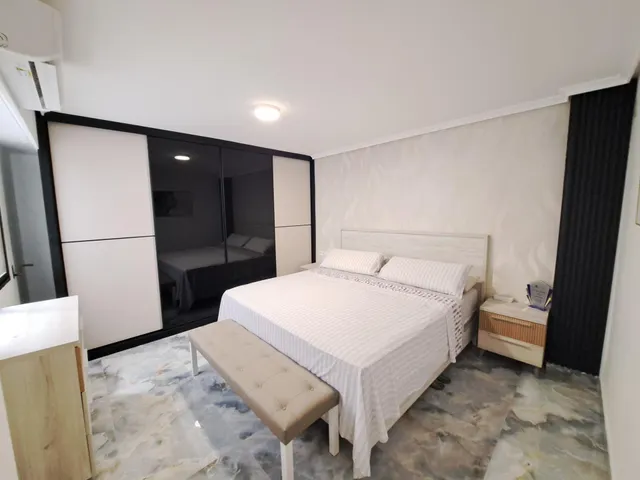 VIVIENDA COMPLETAMENTE REFORMADA Y PERFECTAMENTE EQUIPADA — 25