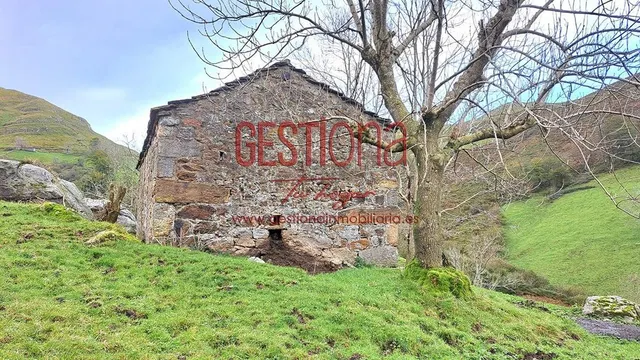 CABAÑA DE PIEDRA EN SOBA. VALDICCON - foto 4