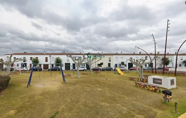 Casa-Chalet en Venta en Valdelacalzada Badajoz