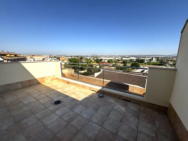Viviendas y áticos de obra nueva sin honorarios al comprador - foto 3