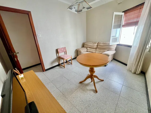 ¡Piso de 3 dormitorios con balcón en San Vicente del Raspeig! — 30