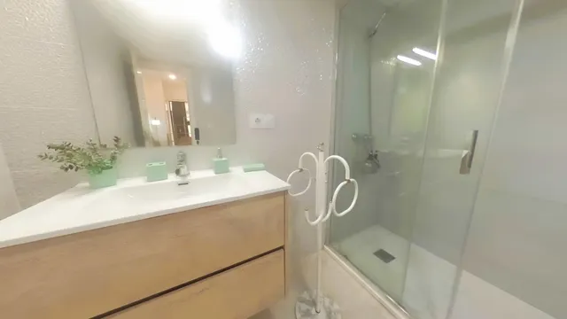 APARTAMENTO EN EXPLOTACIÓN TURÍSTICA — 29