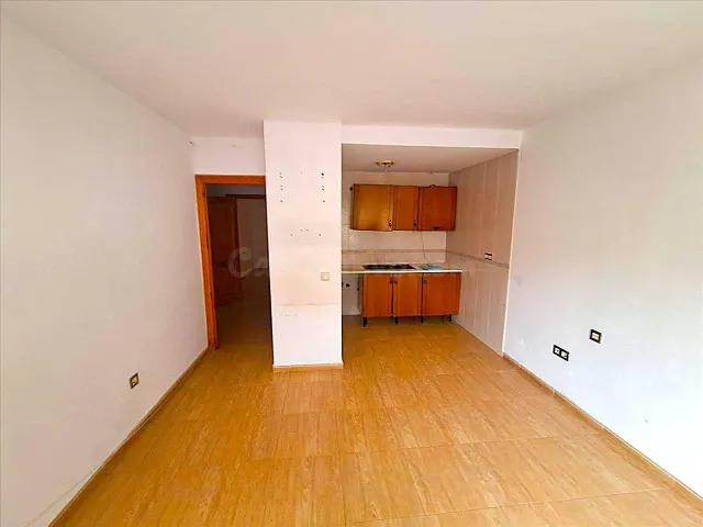 ¡Oportunidad Única en el Centro de Roquetas de Mar VIVIENDA  - foto 4