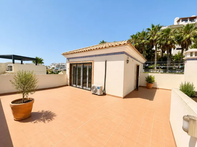 Villa 5 habitaciones en venta - Lomas de Campoamor-Las Ramblas — 18