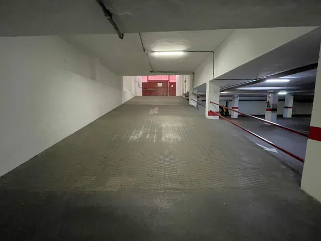 Imagina tu hogar, nosotros ponemos los metros y el garaje — 33