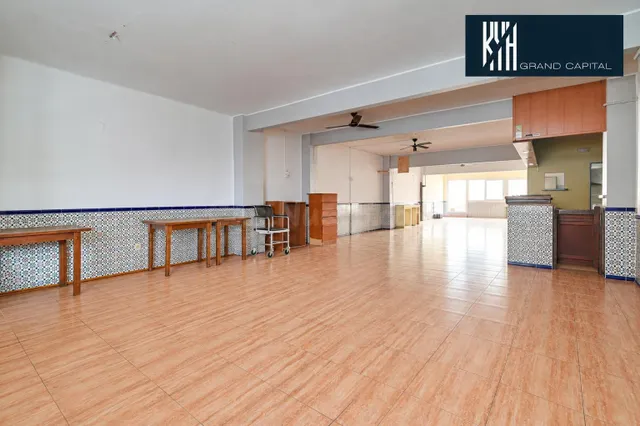Local comercial con cambio de uso acreditado en Sant Feliu d