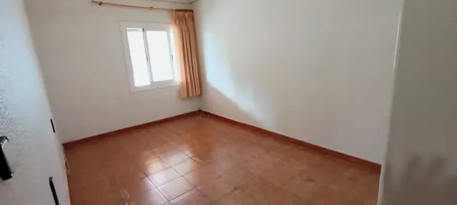 Dos casas en  una  peña las aguilas -Elche — 46