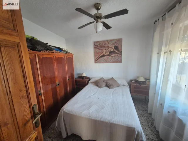 Chalet en terreno urbano — 6