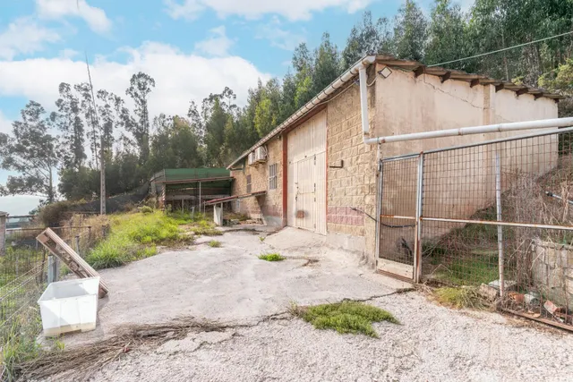 4 Naves, 21.000 m2 de Finca y Casa de 5 habitaciones en Serín, Gijón — 39
