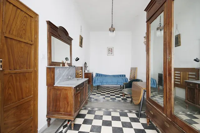 Calle Arriola junto San Juan de Dios — 42