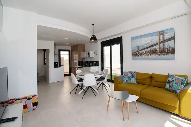 Pareado 3 habitaciones en venta - Lomas de Cabo Roig - foto 3
