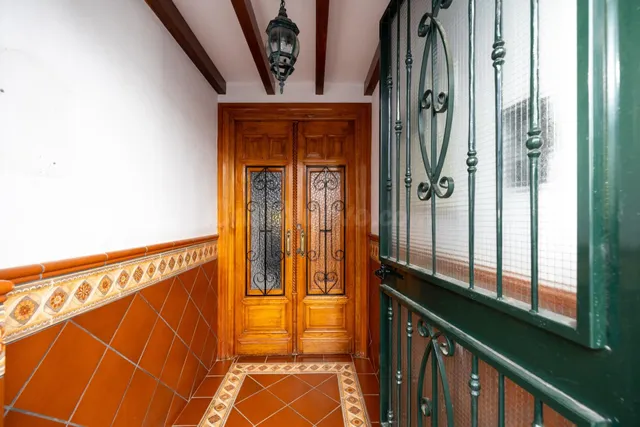 Casa de 5 plantas con 6 dormitorios, terrazas y vistas en Lanjarón – Granada — 4