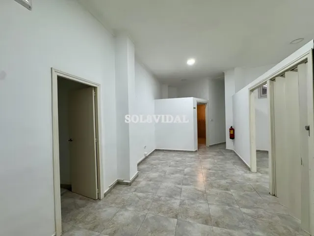 Local comercial en pleno centro de Orihuela — 11
