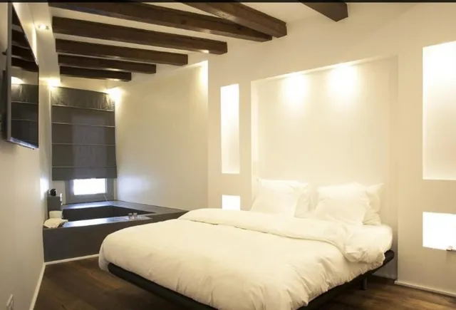 PISO ESPECTACULAR EN CENTRO DE BARCELONA — 3