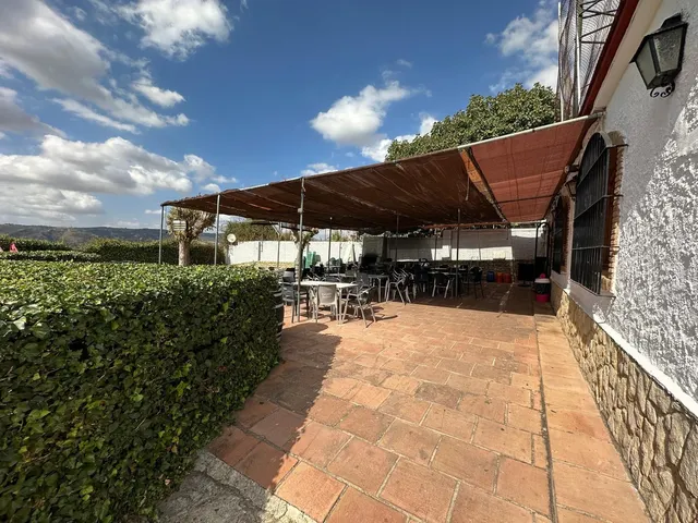 Negocio 461m² en venta - Centro — 34