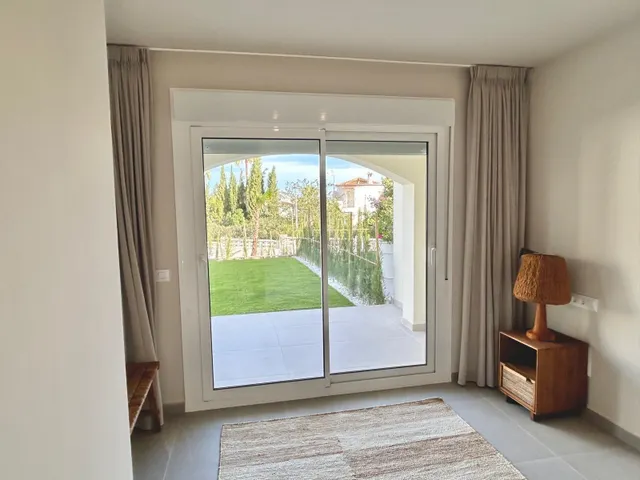 VIVIENDA DE 2 habitaciones CON TERRAZA, GARAJE Y PISCINA EN RESIDENCIAL EN DENIA !! — 12