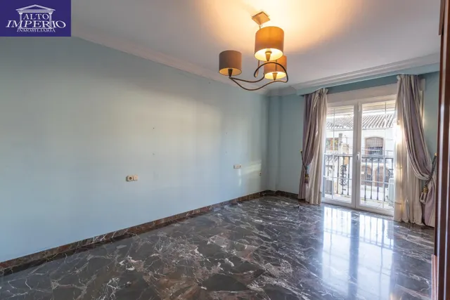 Casa adosada con terraza, vistas a Granada y Sierra Nevada, garaje y sótano — 36