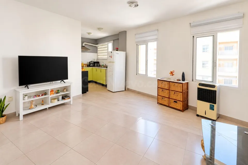 Piso en venta en Carolinas Bajas