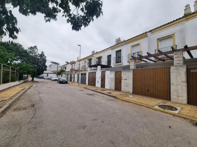 MAGNIFICA CASA ADOSADA EN URBANIZACION LAS PEDRIZAS, SAN BER - foto 5