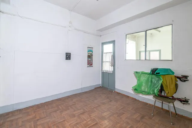 Local comercial en Zaidin junto Avda Cadiz — 16