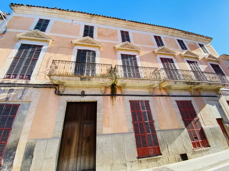 Edificio en Manacor con proyecto para Hotel Boutique