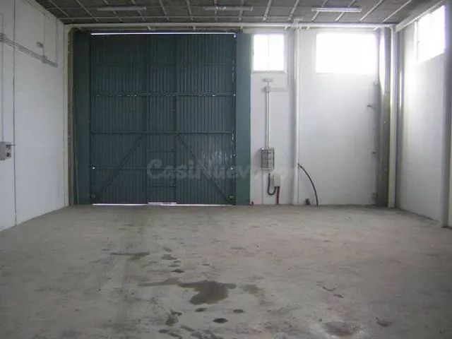 Nave industrial en venta en Alcalá de Henares Nave industria
