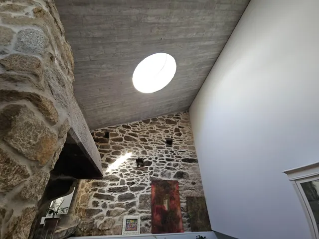 CONJUNTO ARQUITECTÓNICO REFORMADO EN PLENA RIA DE MUROS CON VARIOS PREMIOS DE ARQUITECTURA — 35