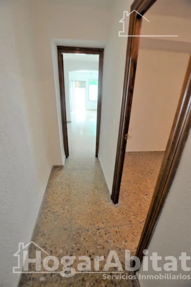 Dos terrazas privadas en esta luminosa planta baja exterior — 35