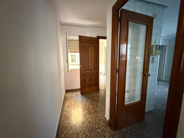 alquiler anual vivienda sin amueblar — 27