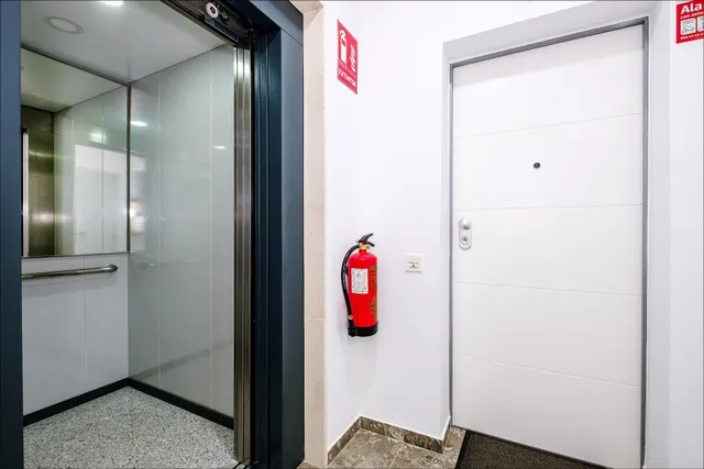 Apartamento 4 habitaciones en venta - Estacion de autobuses — 40