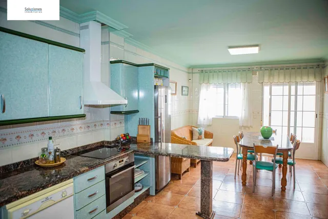 Impresionante Casa en San Pablo, Albacete - Espacio y Comodidad — 12