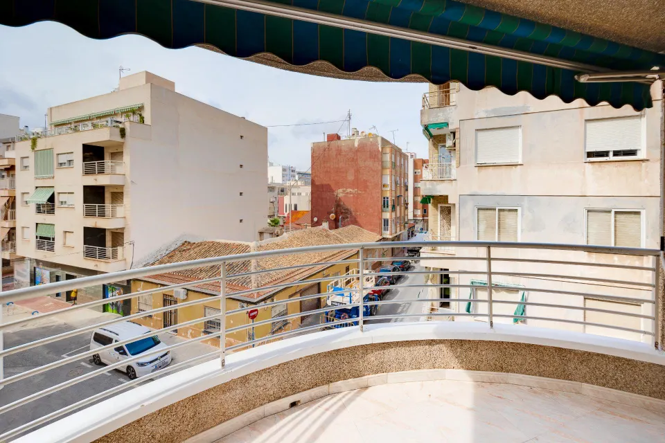 Se vende Apartamento luminoso en el Paseo Marítimo